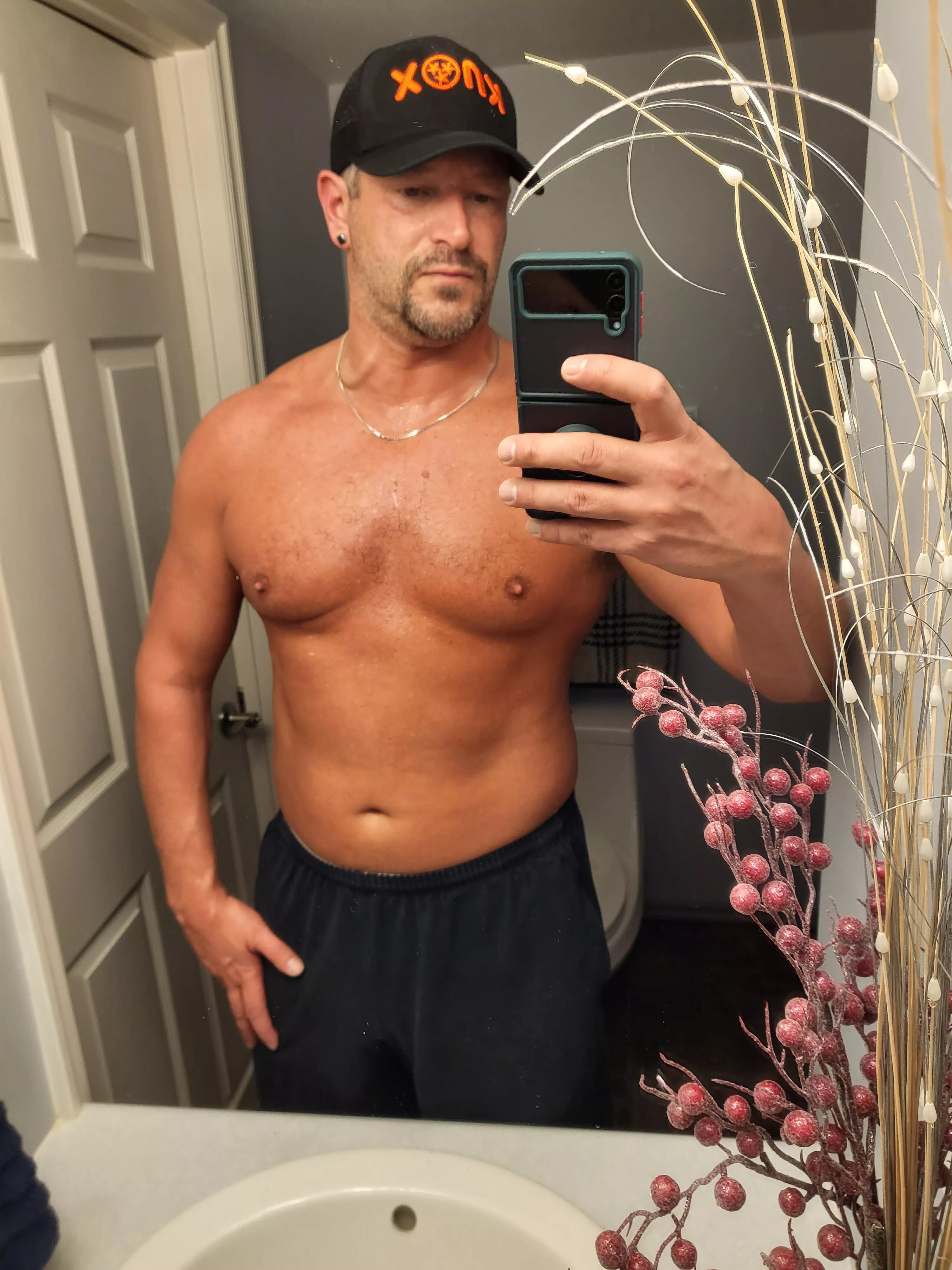 Bulking up before summer.. posted by LonelyIllustrator541