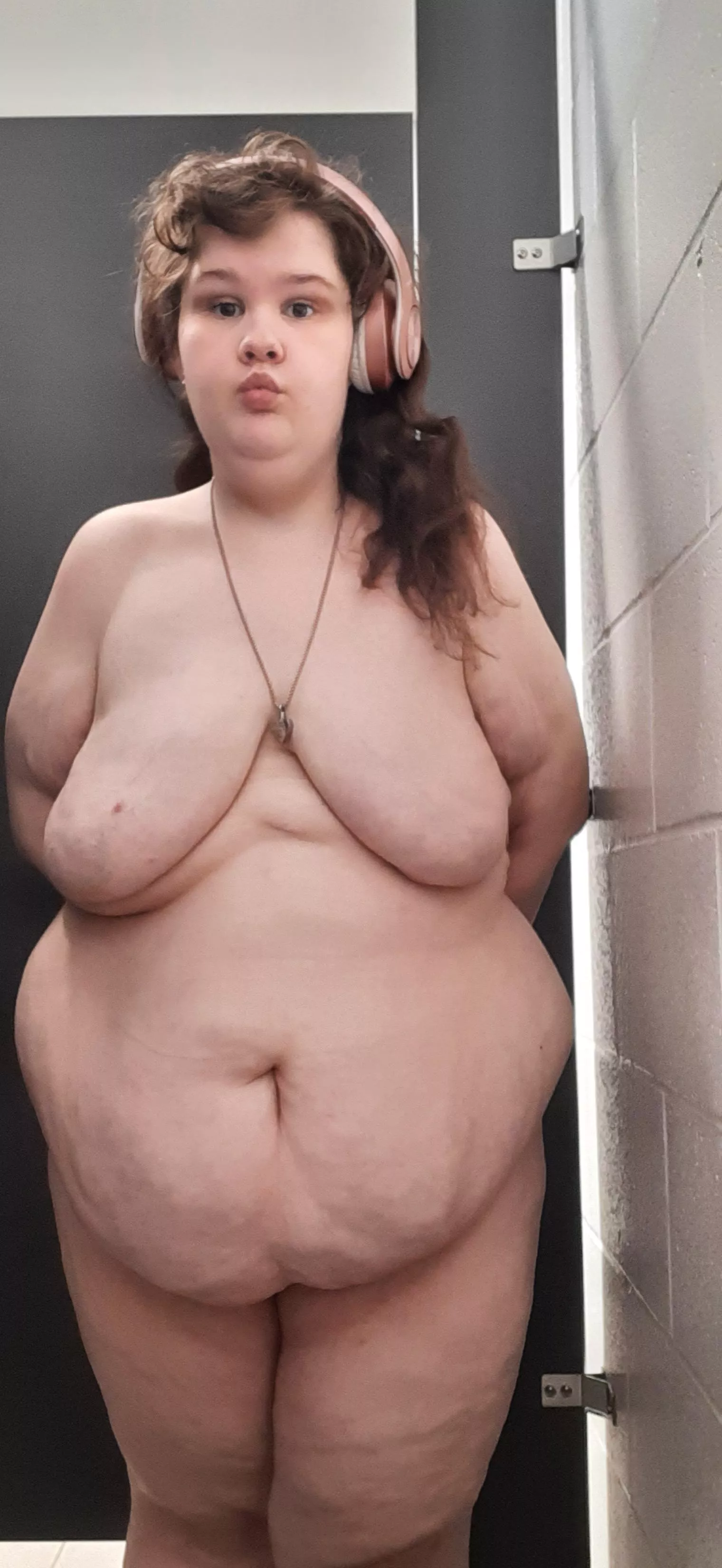 come play with me master posted by Rosiedoll2005