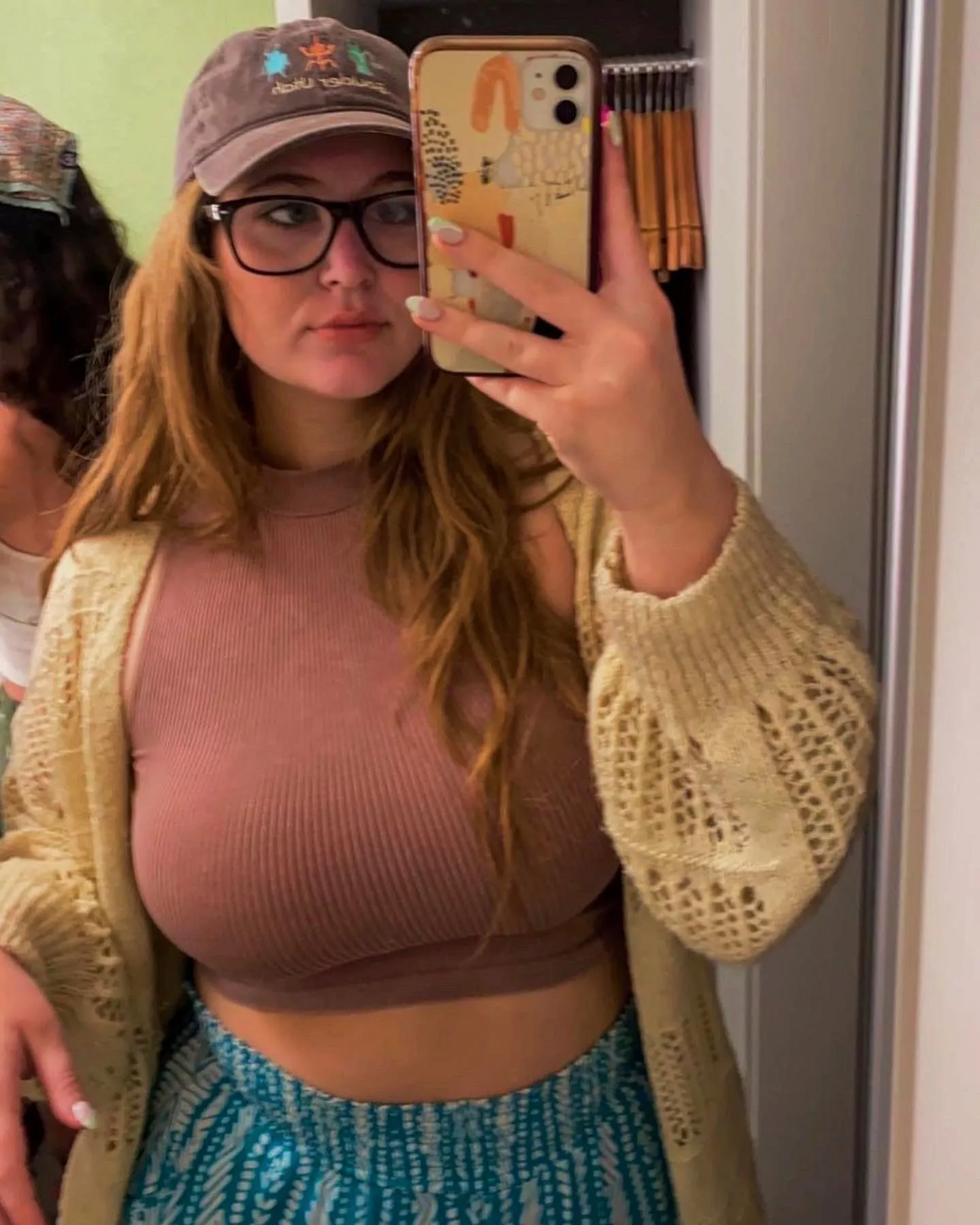 Comfy sweater posted by sensitivemilkshake