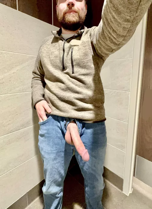 Dads are hung, thats a fact. by icytonight23