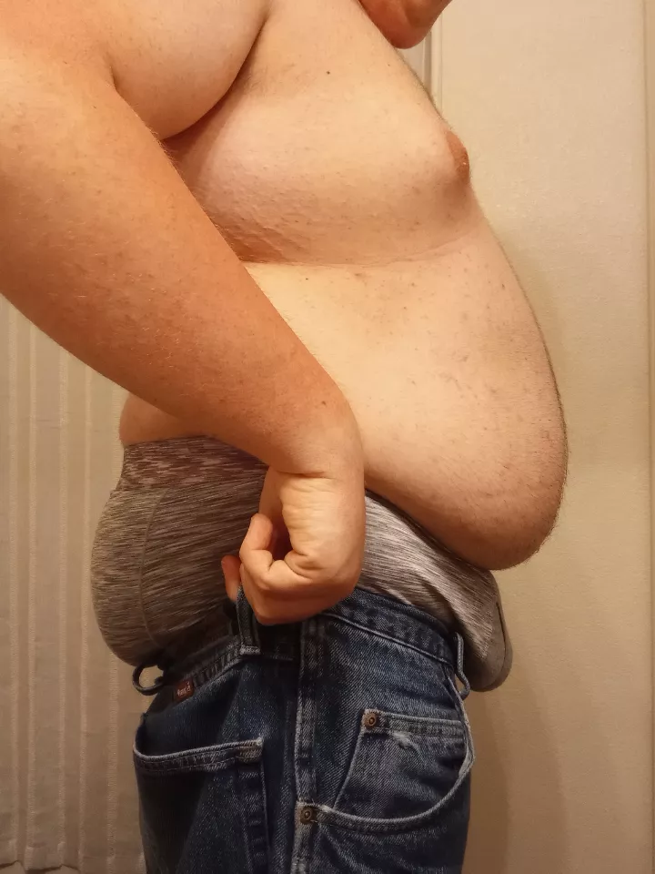 Damn, these pants used to fit me posted by showmeyourmuscles5