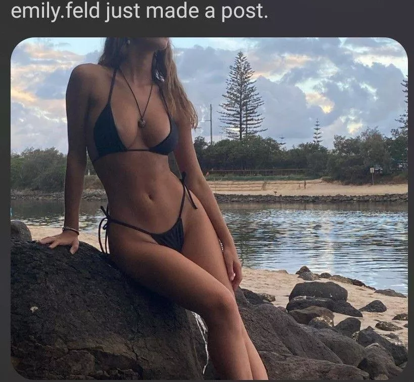 Deleted post. Anyone have the full pic? posted by JJFontaX