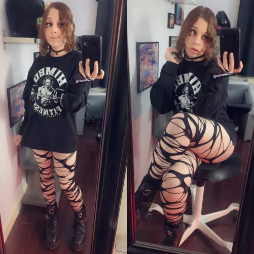 do i look like i work out o~o by conureCC