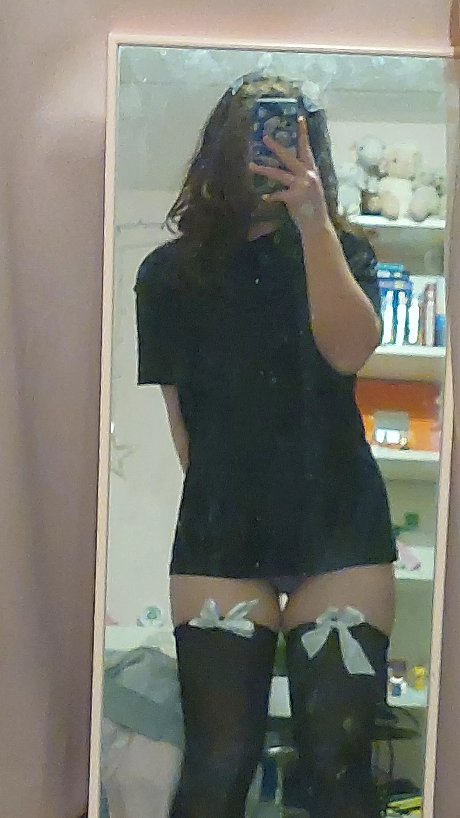 do my thighs look good? posted by siirenaa