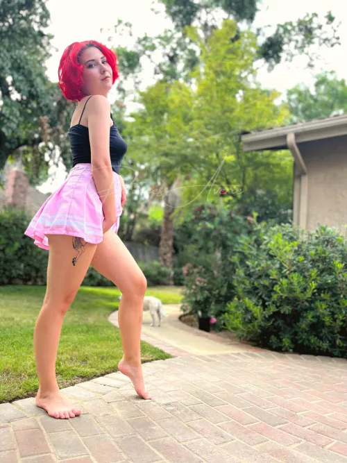 Do you like girls in pink skirts? by PrincessAverie