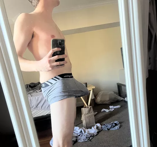 Dont roast the dirty room lol just cleaned it after by D_swift0