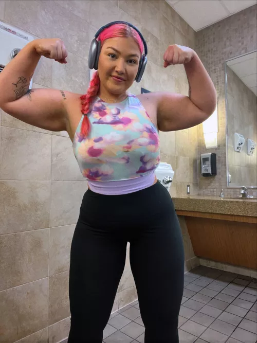 Feelin strong by demibleu