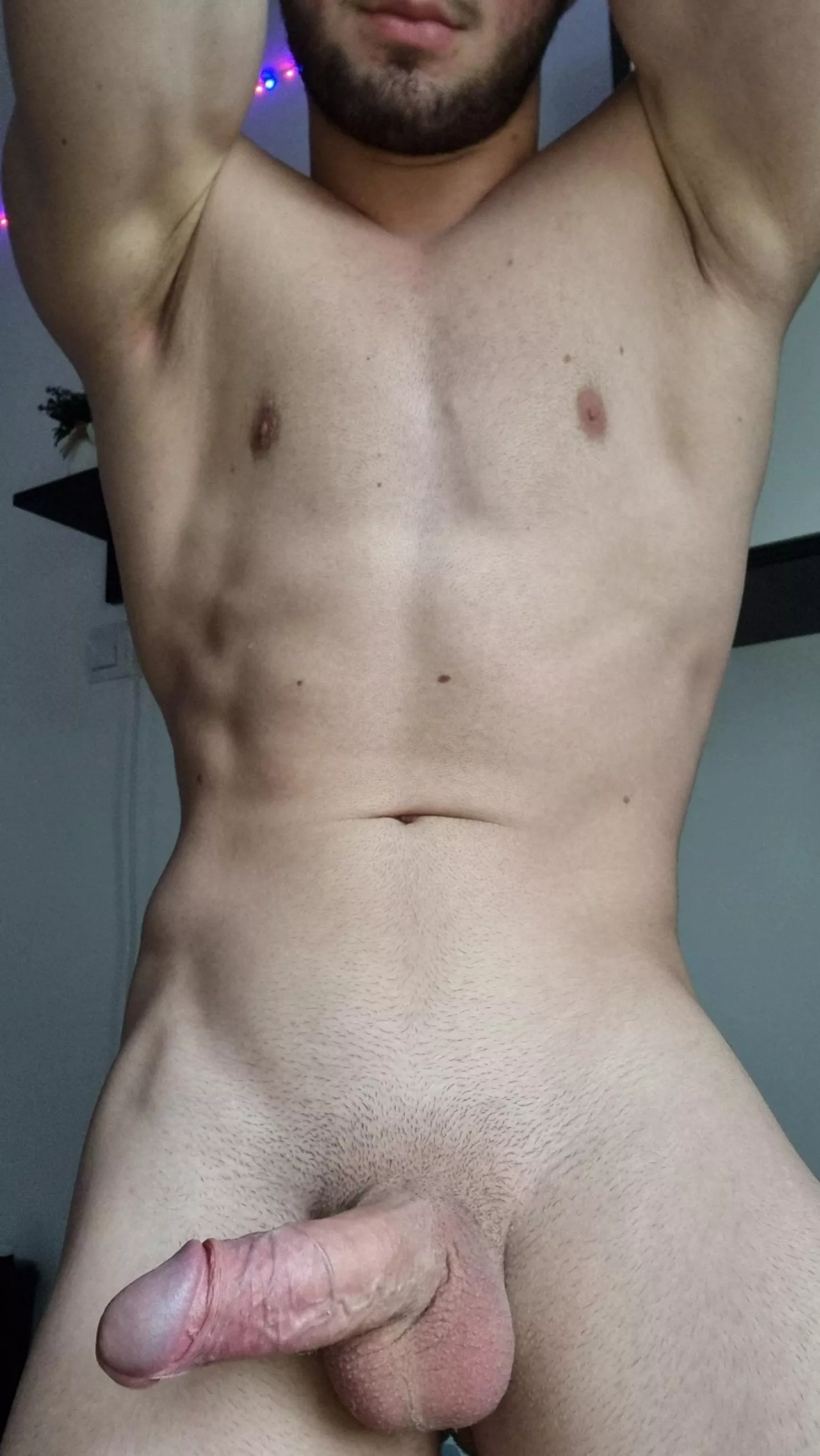 get down on your knees posted by darianultimulwhore