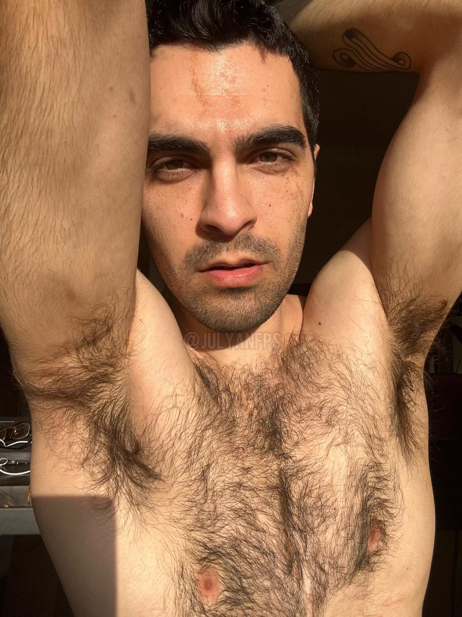 Hair going wild 😜🥵 wanna taste? posted by julyanfps