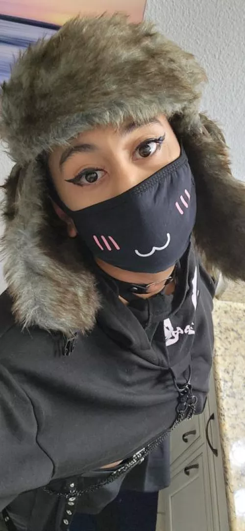 Hey look at my eyes and tell me something :3 by Mindless_Resource465