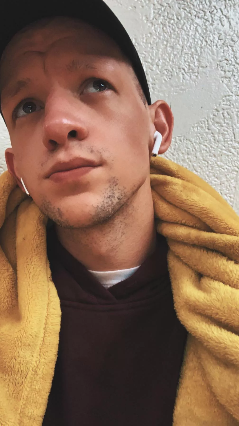 👋🏼Hi. posted by Suspicious_Draft_094