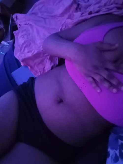 Hi ladies....🥺 by ventingthrowawaylolz