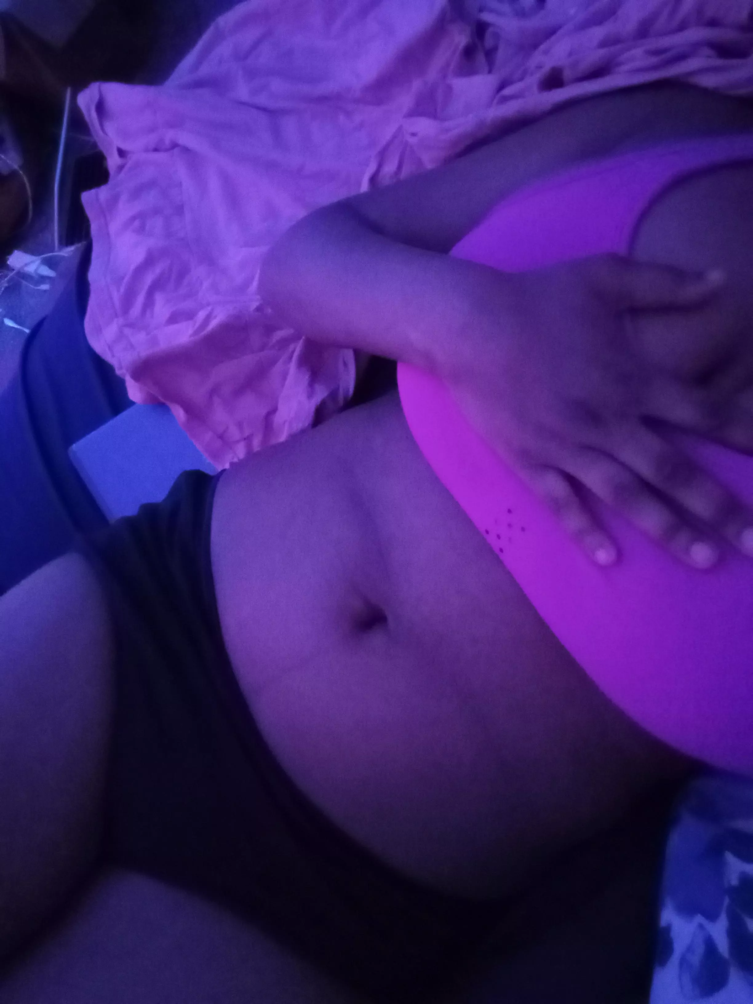 Hi ladies....🥺 posted by ventingthrowawaylolz