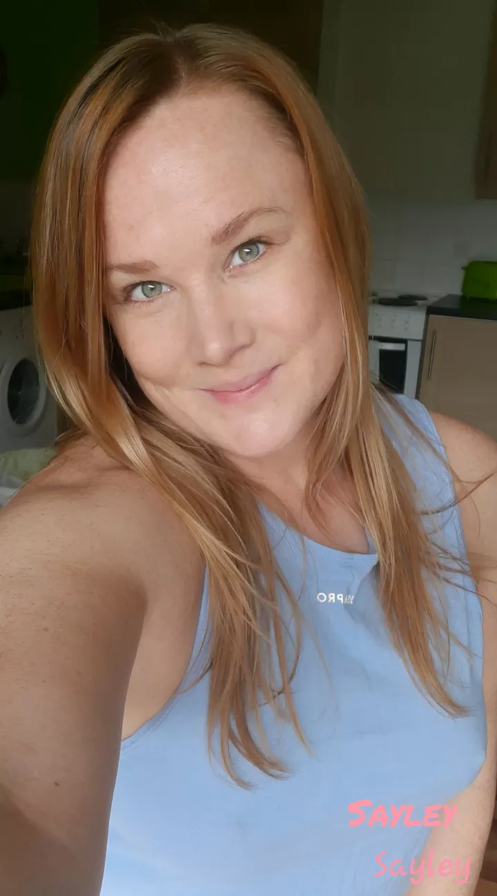 Hope everyone is enjoying their weekend posted by Sayleywayley