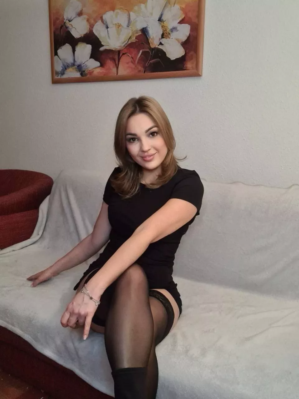 How can this pretty face be so slutty posted by blondiein