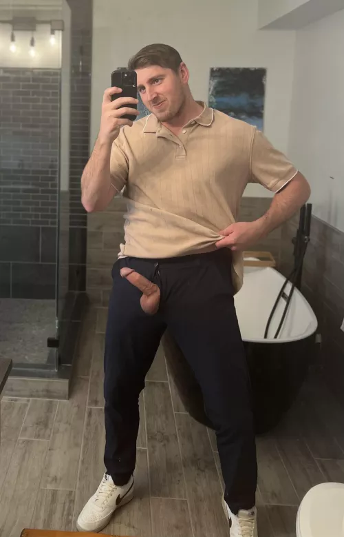 How’s your Monday ?👀😏 by Gonewilder8686