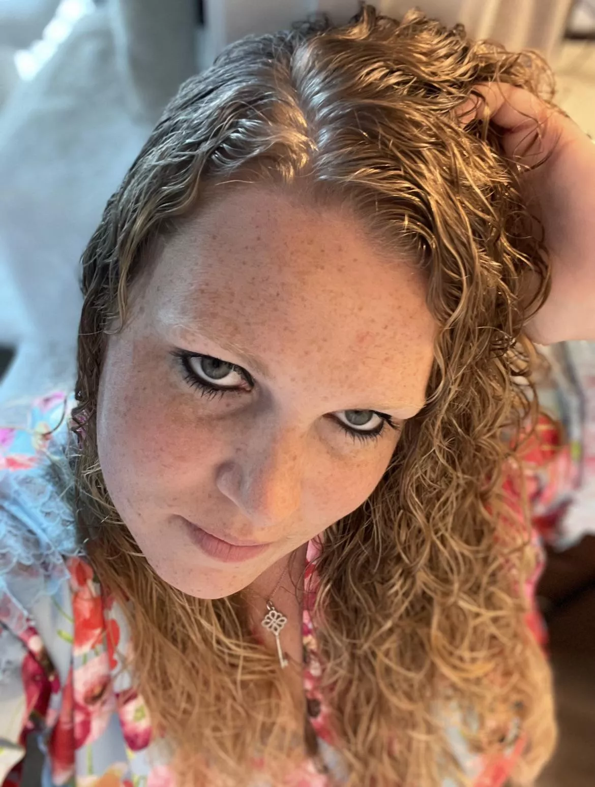 Hubby just left, hurry up!! posted by Lynee418