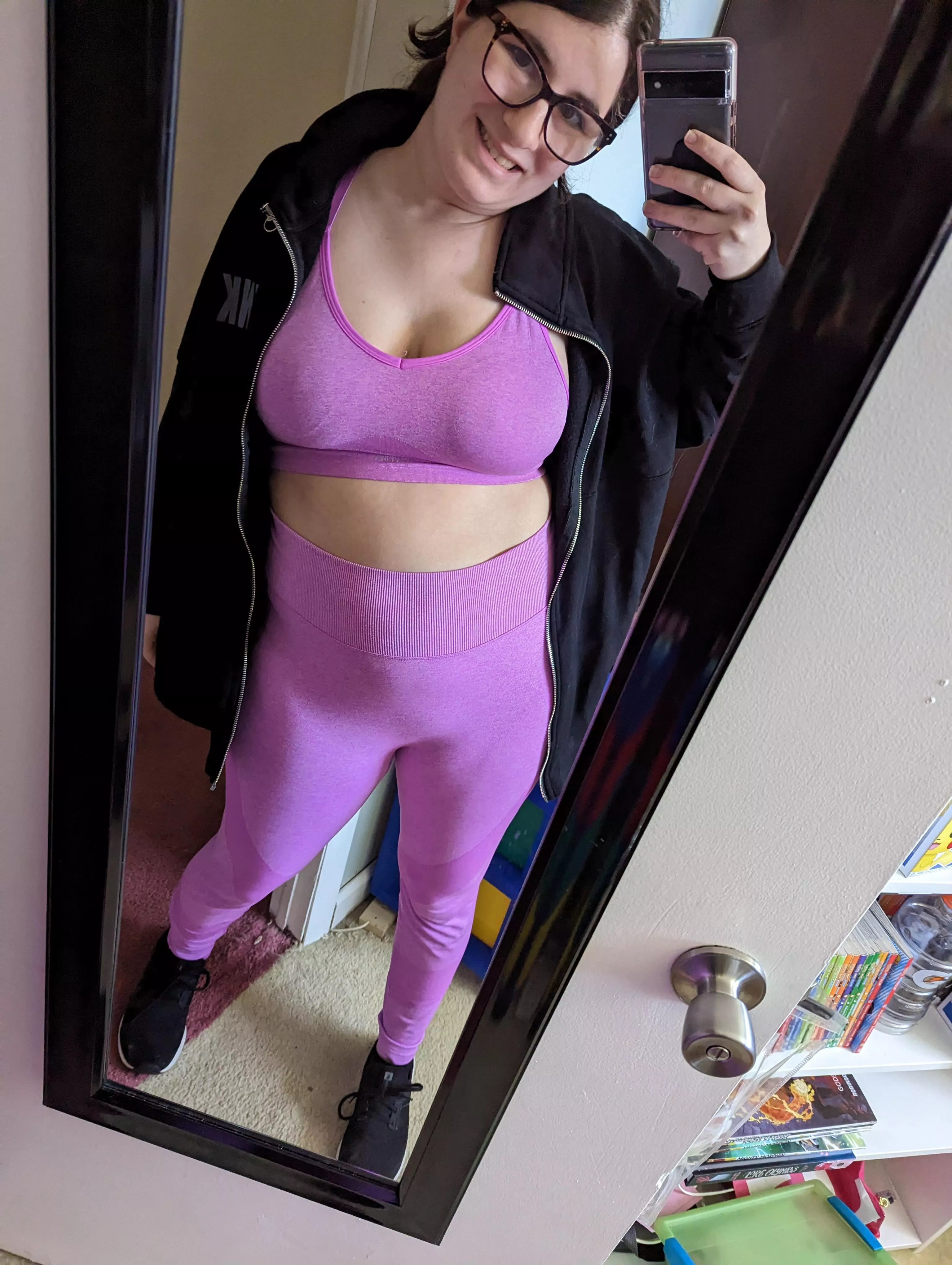 I love leggings 😁 posted by onlylilac1