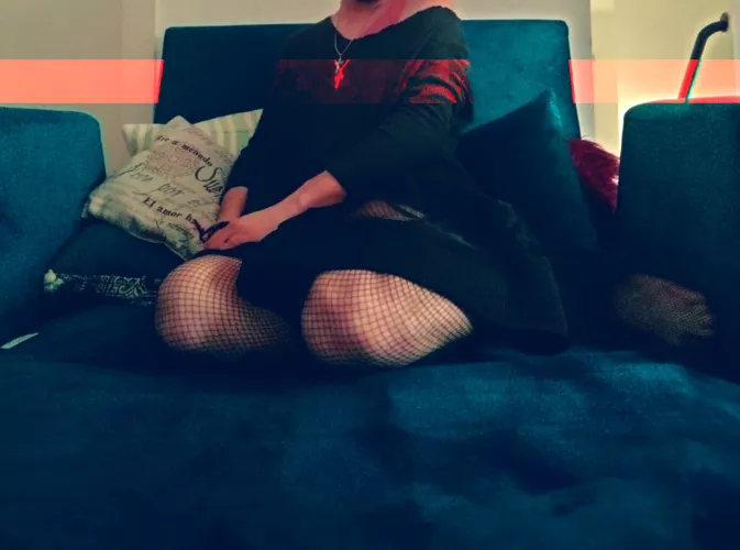 I still don't know any good poses, but I got new clothes 🤗 by danksmoakes