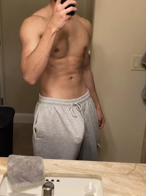 I think it’s easy to see why these are my favorite sweats by thathungdude99