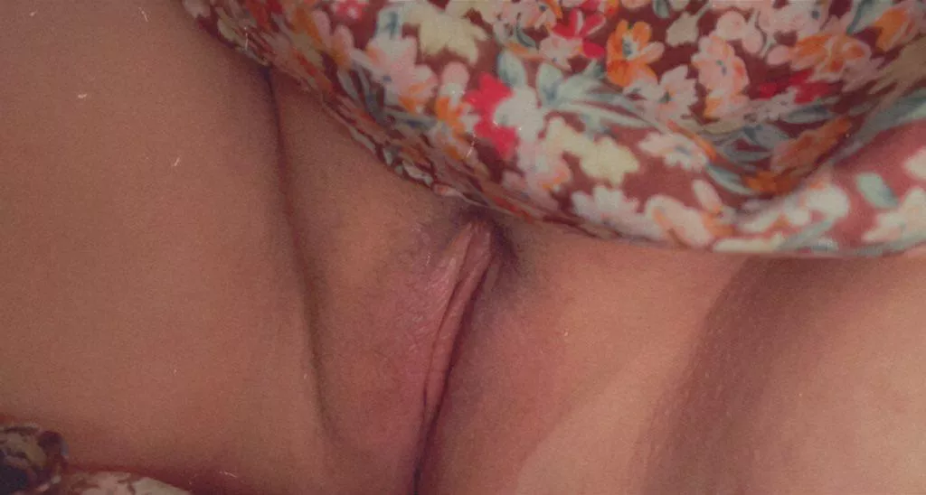 Kiss it? 😊 posted by WakeUpWillowWest