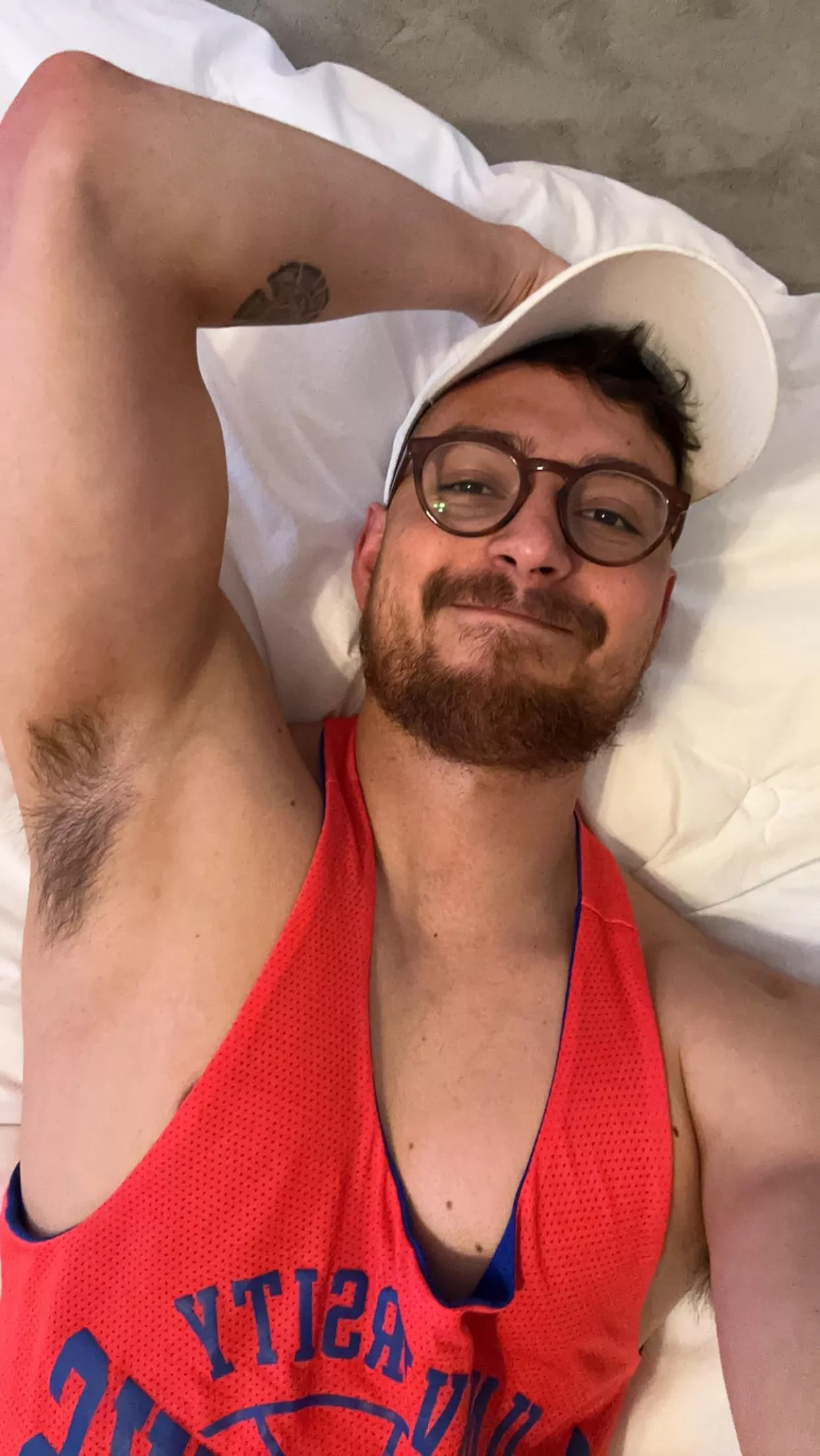 Lazy lazy lazy Sunday posted by zklorenzo