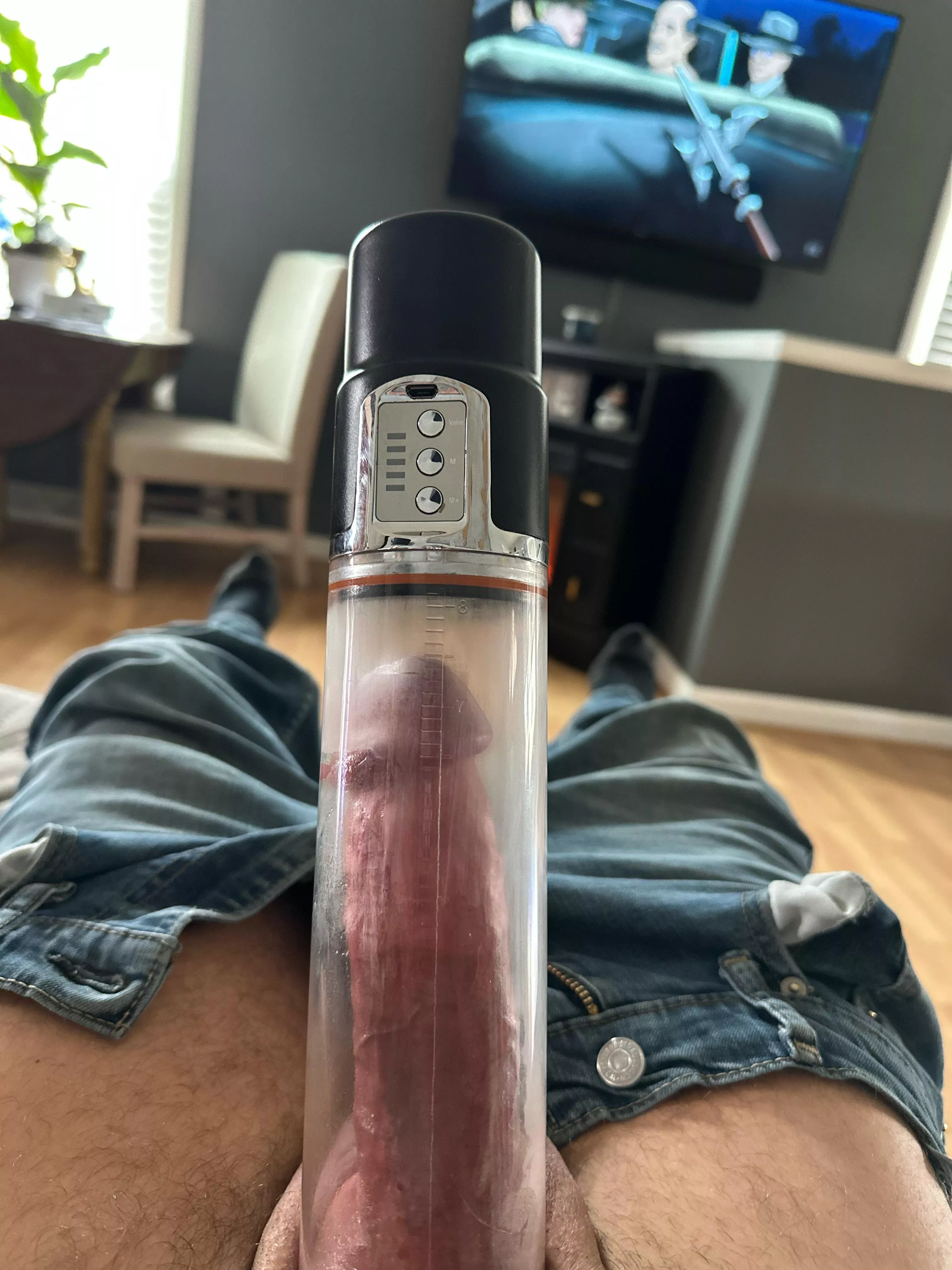 Little Sunday afternoon pump😈 posted by Dakdanrus