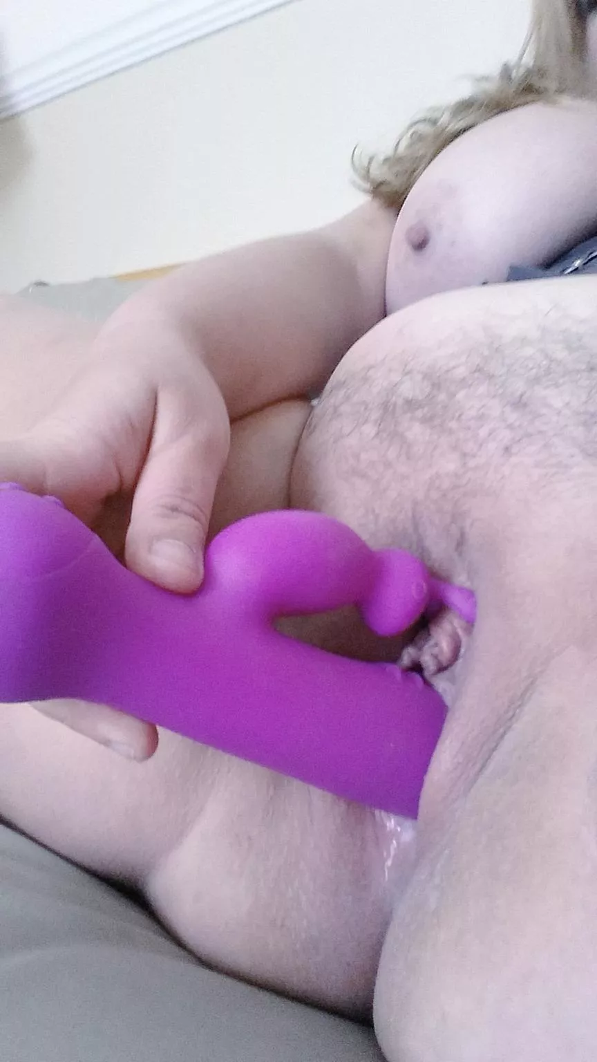 London Andrews posted by evenflow_2991