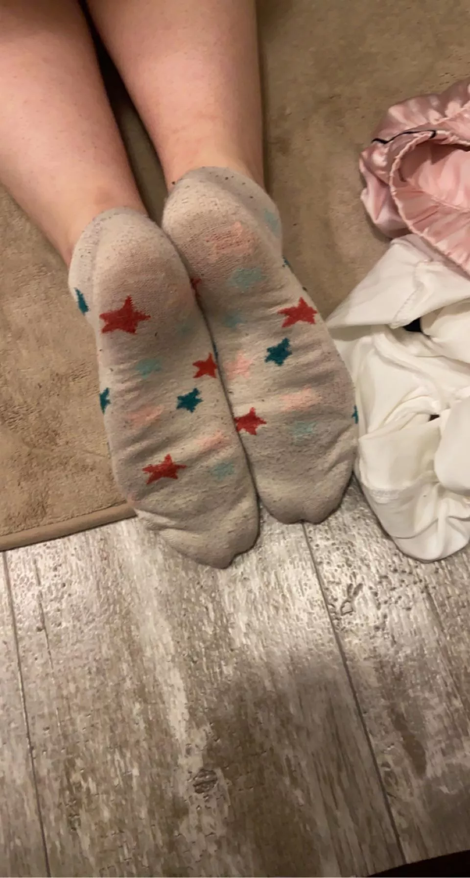 My 19 year old gfs Socks:) dm me to own and cuck me to them:) posted by CouplesFeetss_