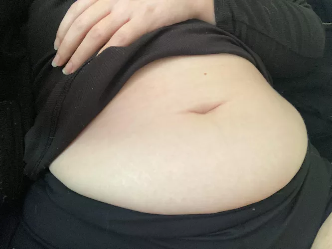 My empty belly looks so tiny here compared to my current bloated gut🤭 by Intrepid-Ad-5367