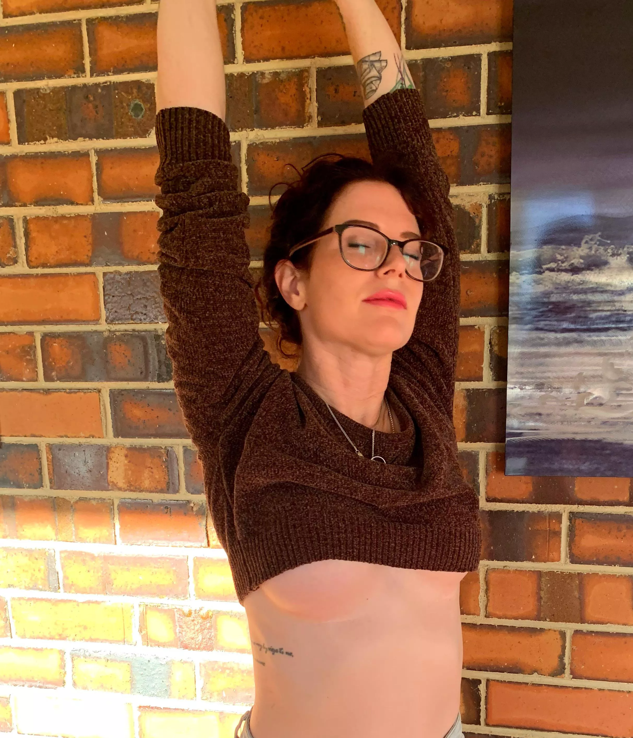 Nothing like a good stretch [F] posted by housewifebirdie