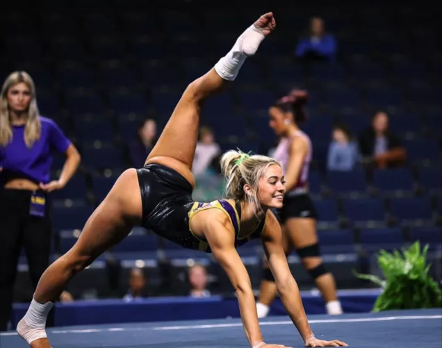 Olivia Dunne by Court_Cleaner