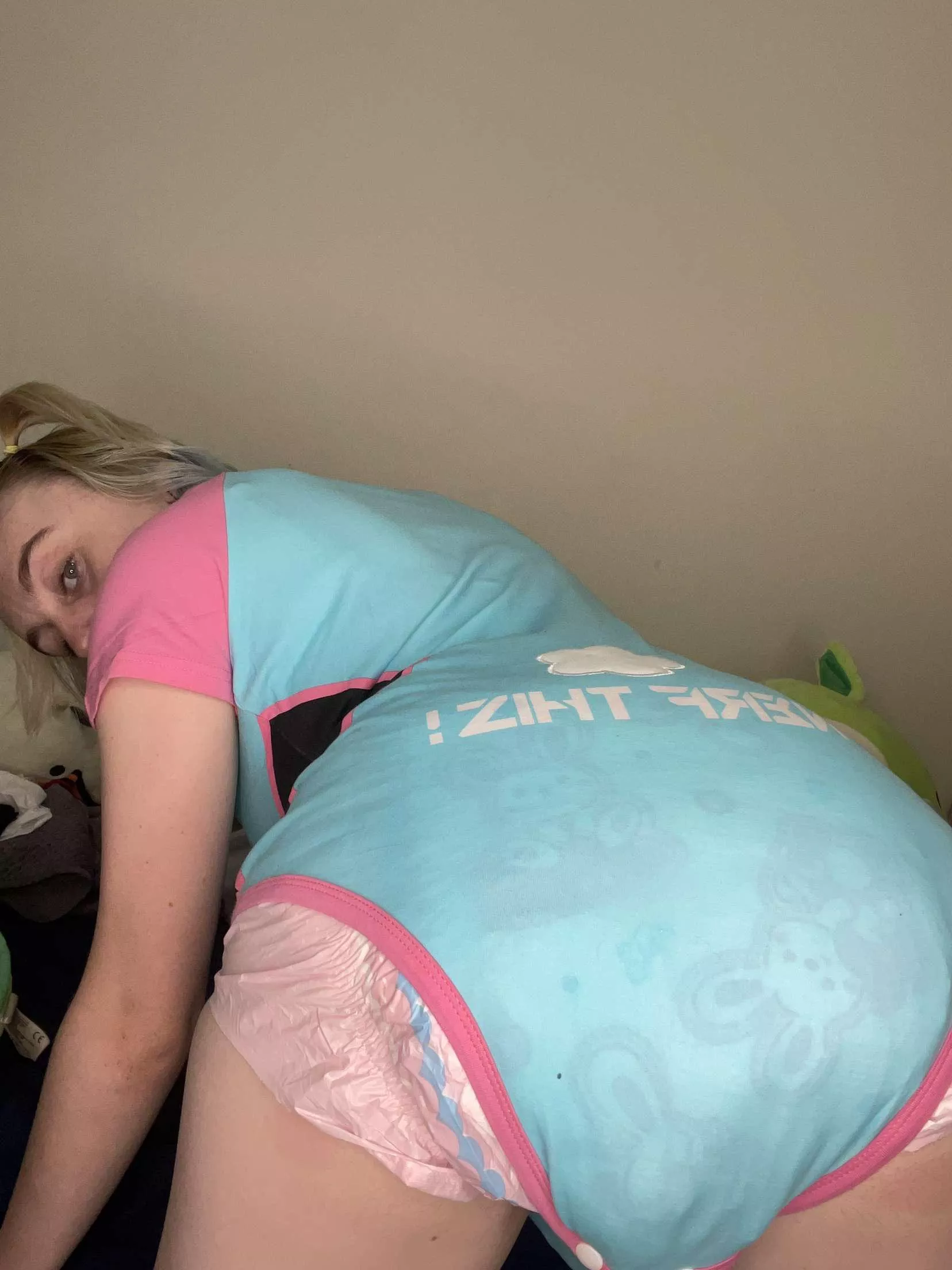 Oops 🙊 can I have help get changed ??? 🌸🥺 posted by xlittlelucyx