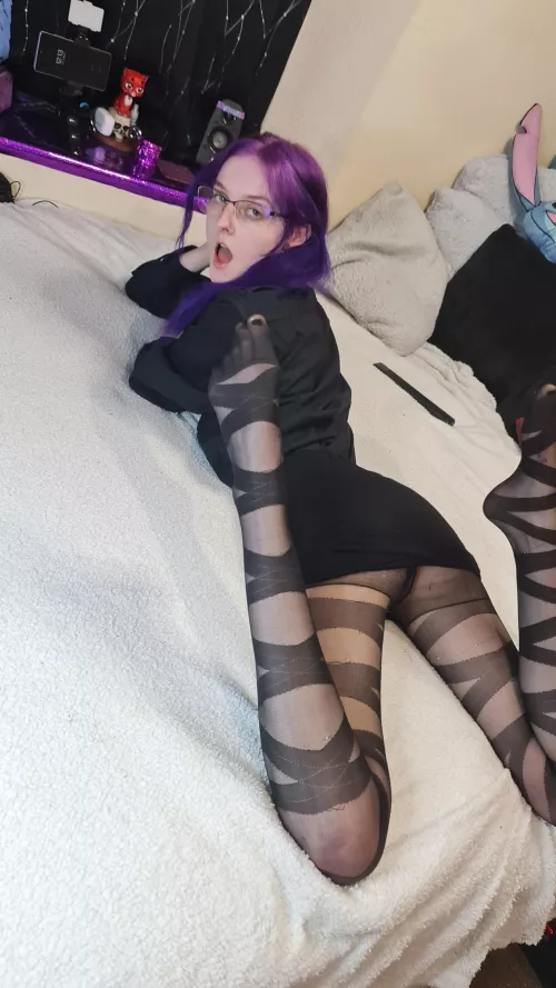 Ops is that your bed ? by purple_mystery1999