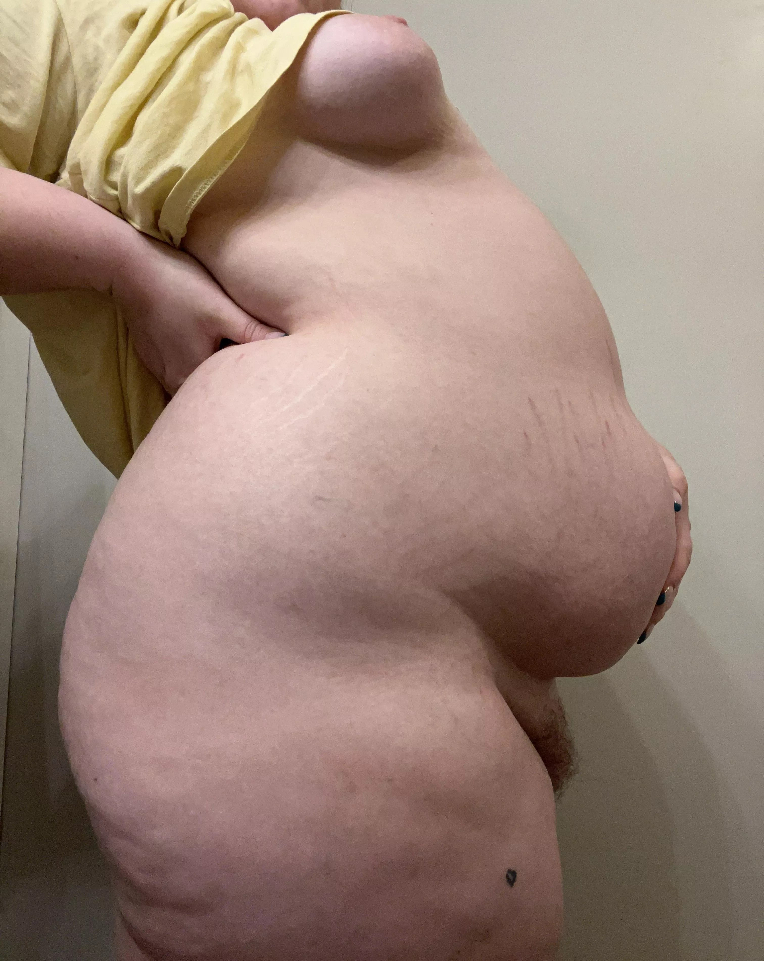 Pregnant with a food baby 🤭 posted by Cloudsybaby