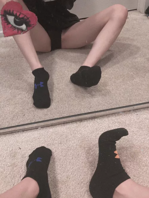 [selling] Dont you want to smell??~ SUPER SWEATY panties/bras/socks starting at $20 by SlutSellingSocks