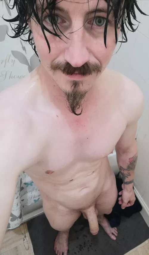 Shower pic by Reasonable_Ad_8883