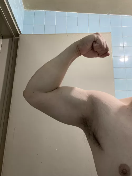 Showing off arm by DarkAstrophel_Ozul7