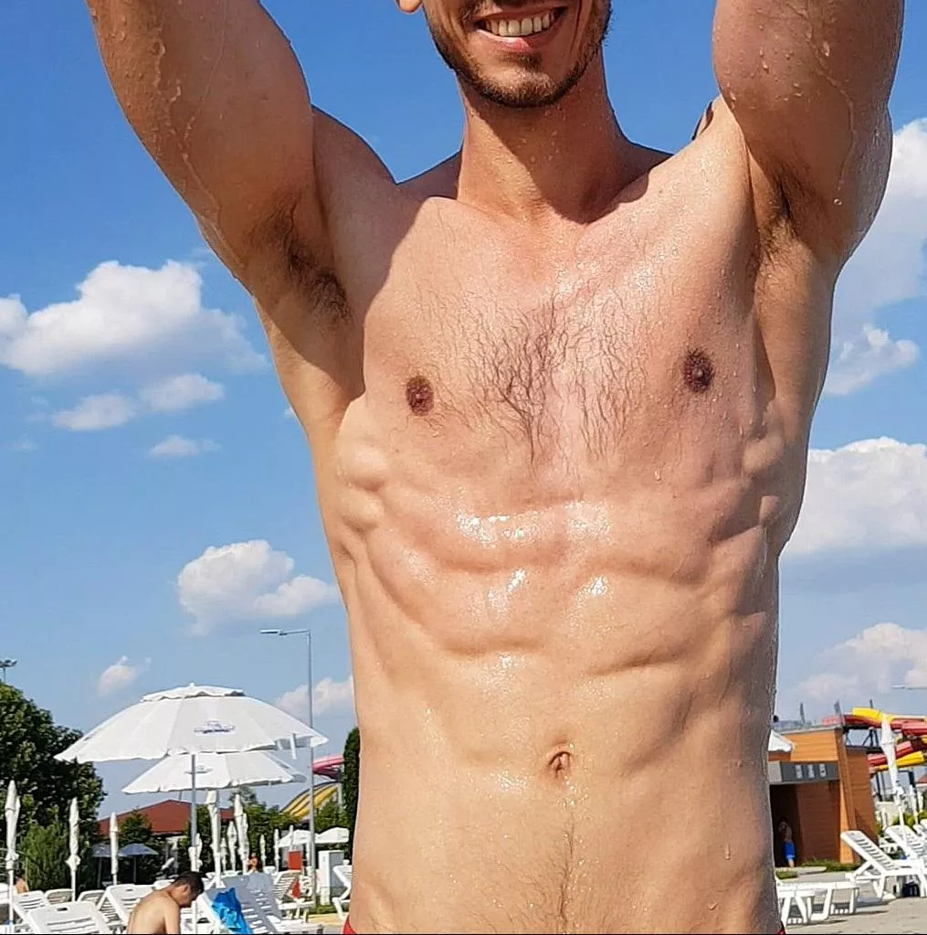 Smell my Pits posted by FitManDan1