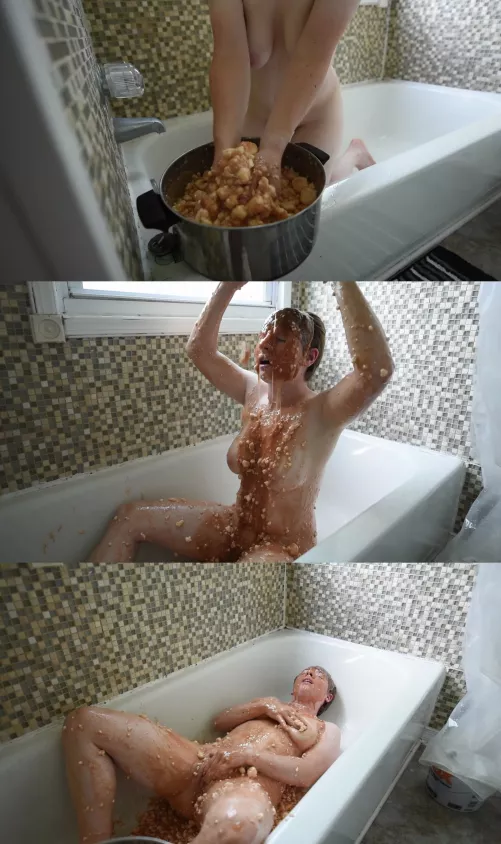 Stella cooked poutine just to waste it all while playing with herself by _Anonymous_Account_