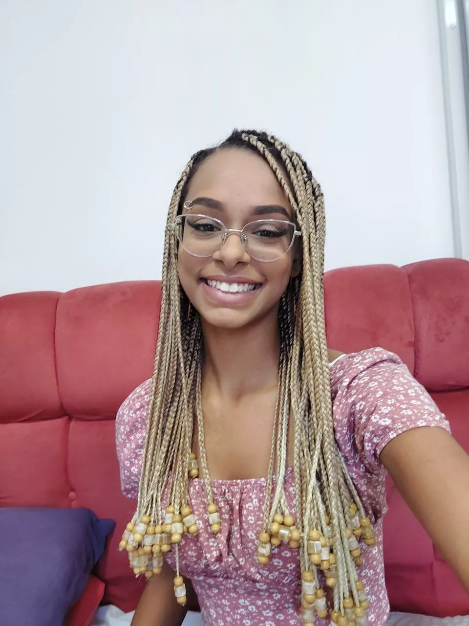 This girl is a walking work of art. posted by eududarosa