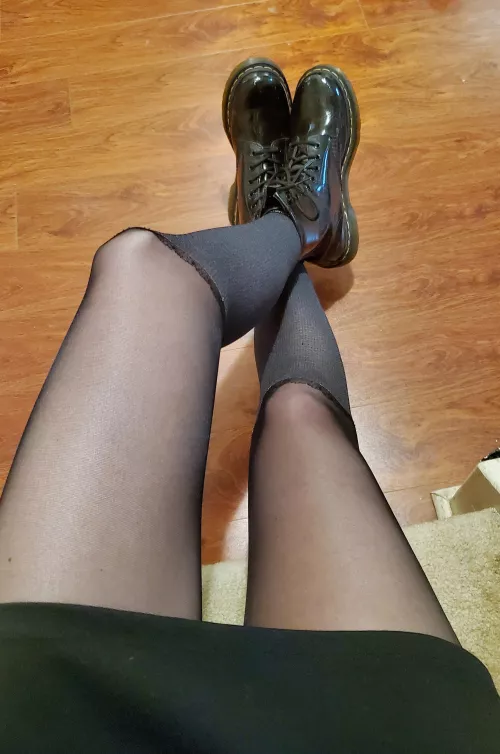 Tights + Boots = 🖤 by popruzhinka