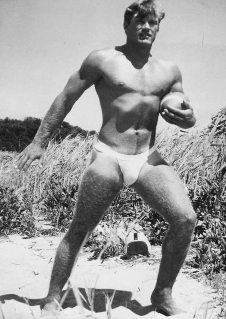 Tiny whiteis - vintage beefcake posted by CPHcreeper