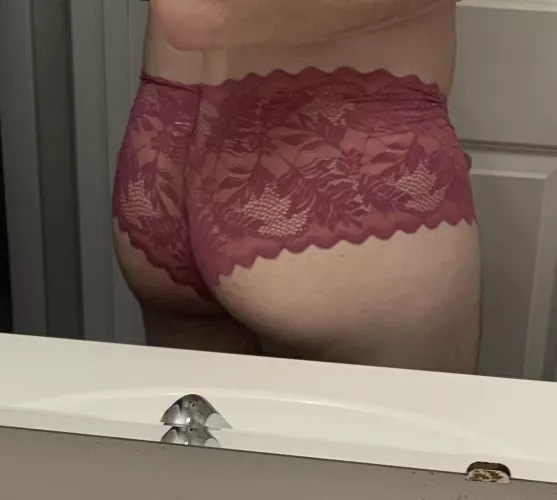 Trying on a new pair 😝 by bigeastrunner