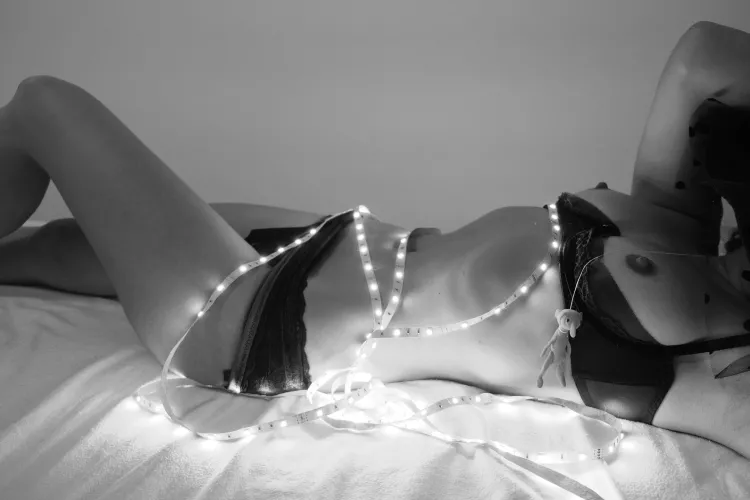 We were impossible to separate, chained together for life... by RosaLolitta