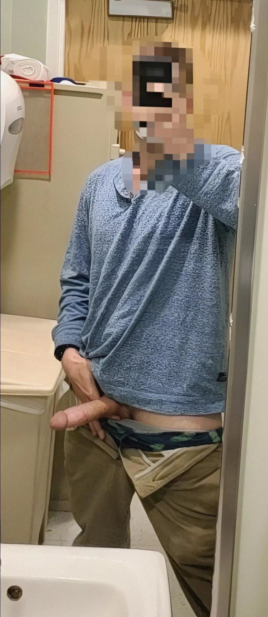 Work Willie. posted by QuirkyWeather3206