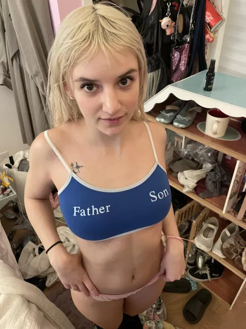 Would u go to hell to fuck a lil blond girl like me ;) by kitcats456