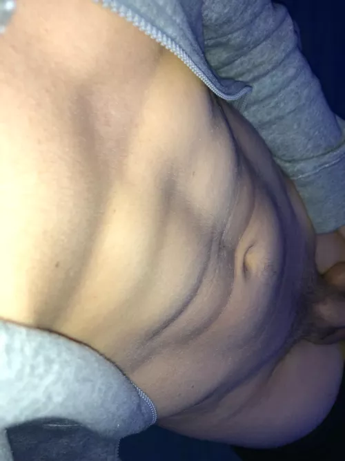 19 uk. anyone dm me by littletwink6969