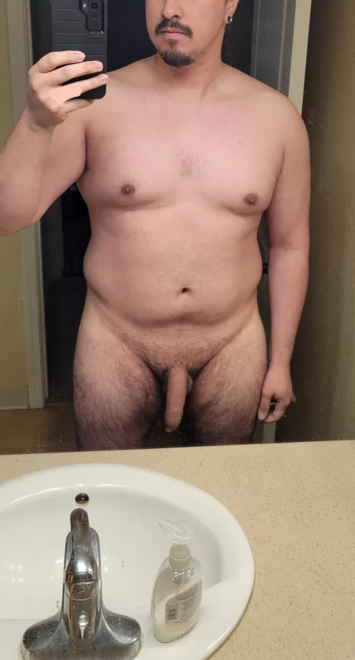 28(M), 6'0, 220lbs. be honest by exonude