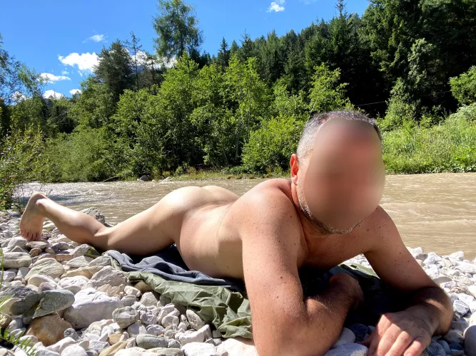 Beach and sun by niknude